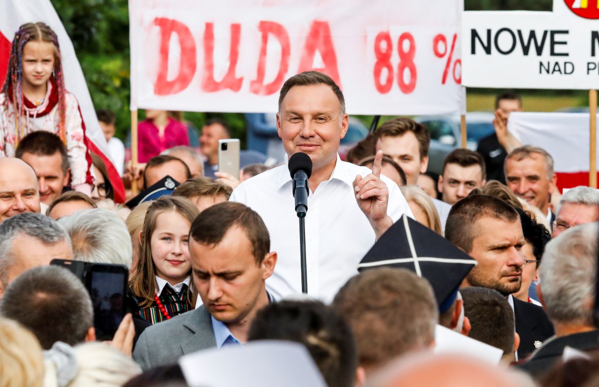 Miért figyelte a magyar politikai elit mindkét oldala olyan feszülten a lengyel elnökválasztást?