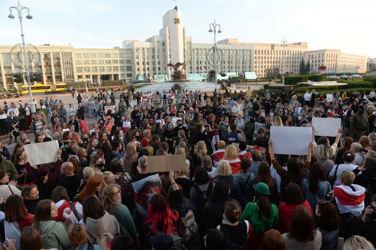 Ismét ezrek tüntettek Minszkben