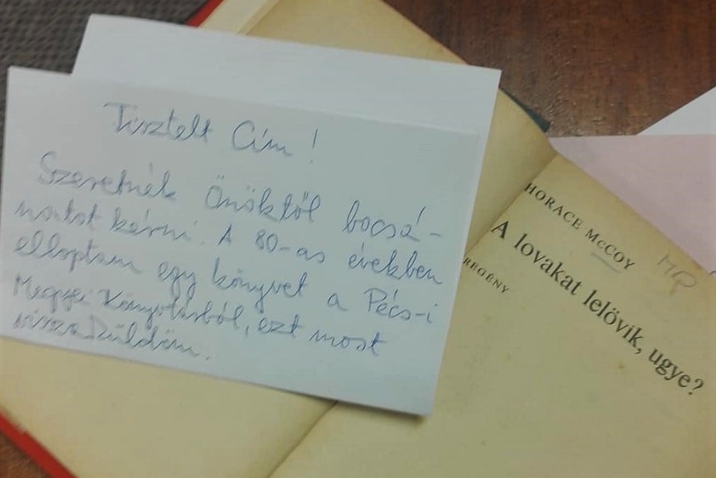 Megszólalt a lelkiismerete: majdnem 40 év után visszaküldte az ellopott könyvet a könyvtárba