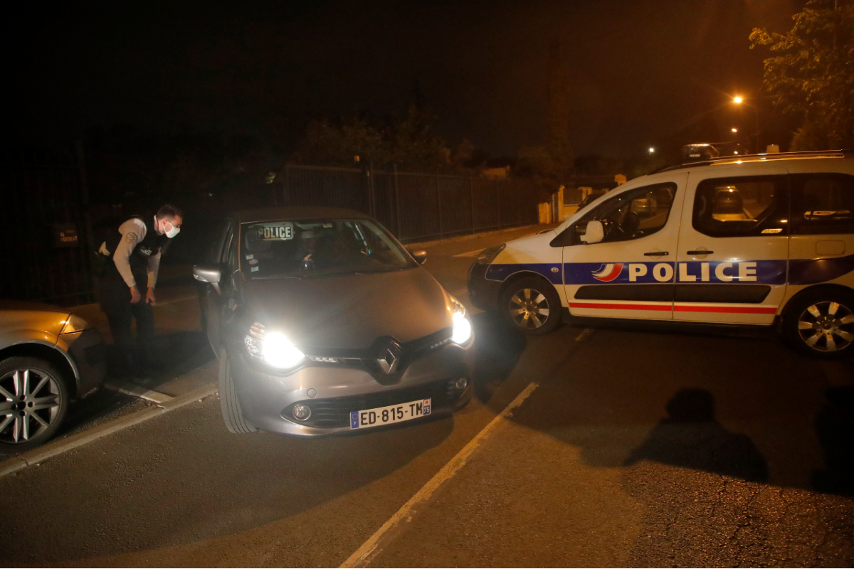 Terror: Lefejeztek egy középiskolai tanárt Franciaországban