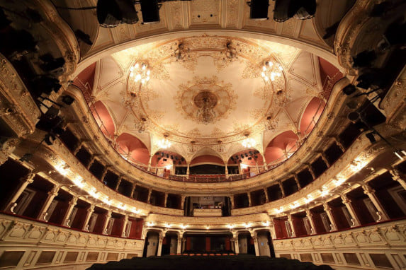 Eldőlhetett, ki vezetheti a Pécsi Nemzeti Színházat 2021-től
