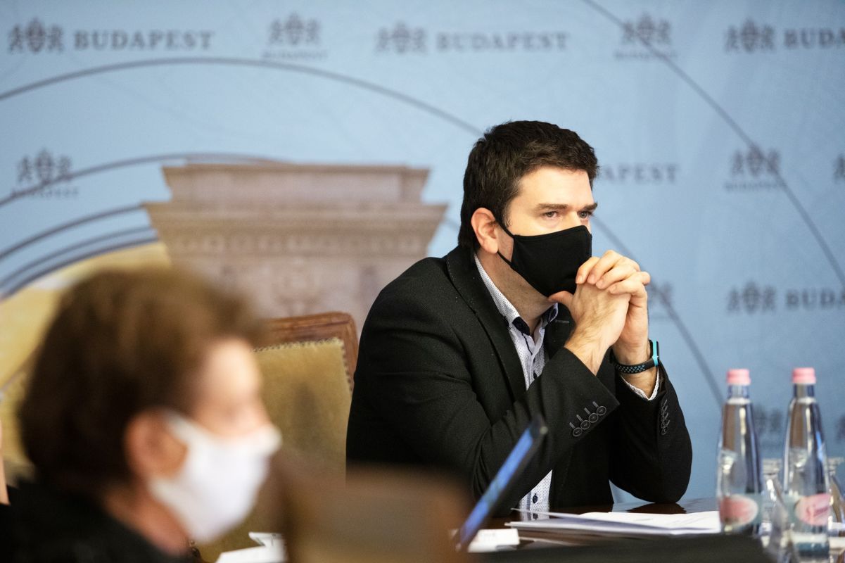 Húszmilliárd forintos mínuszt jelentene Budapestnek a kormány új terve