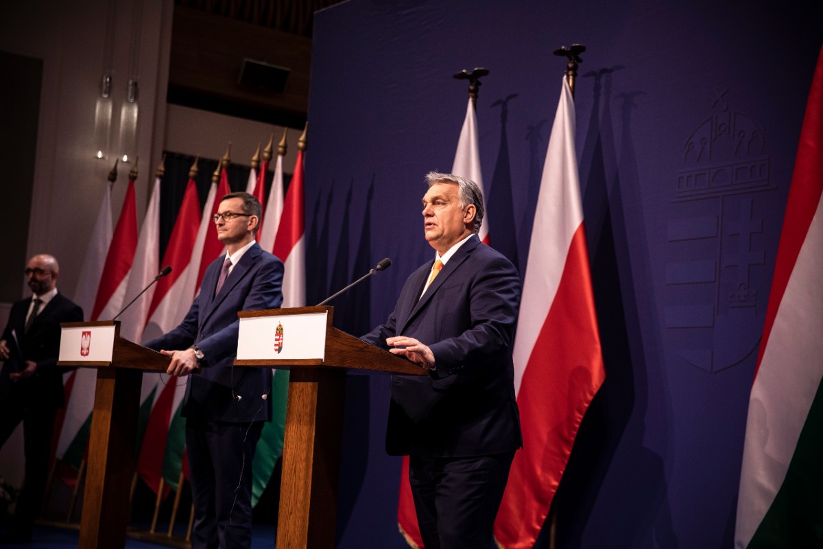 Orbán Viktor ismét Varsóba utazik a lengyel–magyar vétó miatt