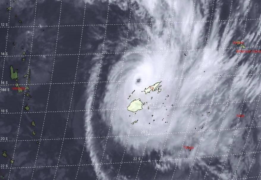 Ciklon közelíti a Fidzsi-szigeteket