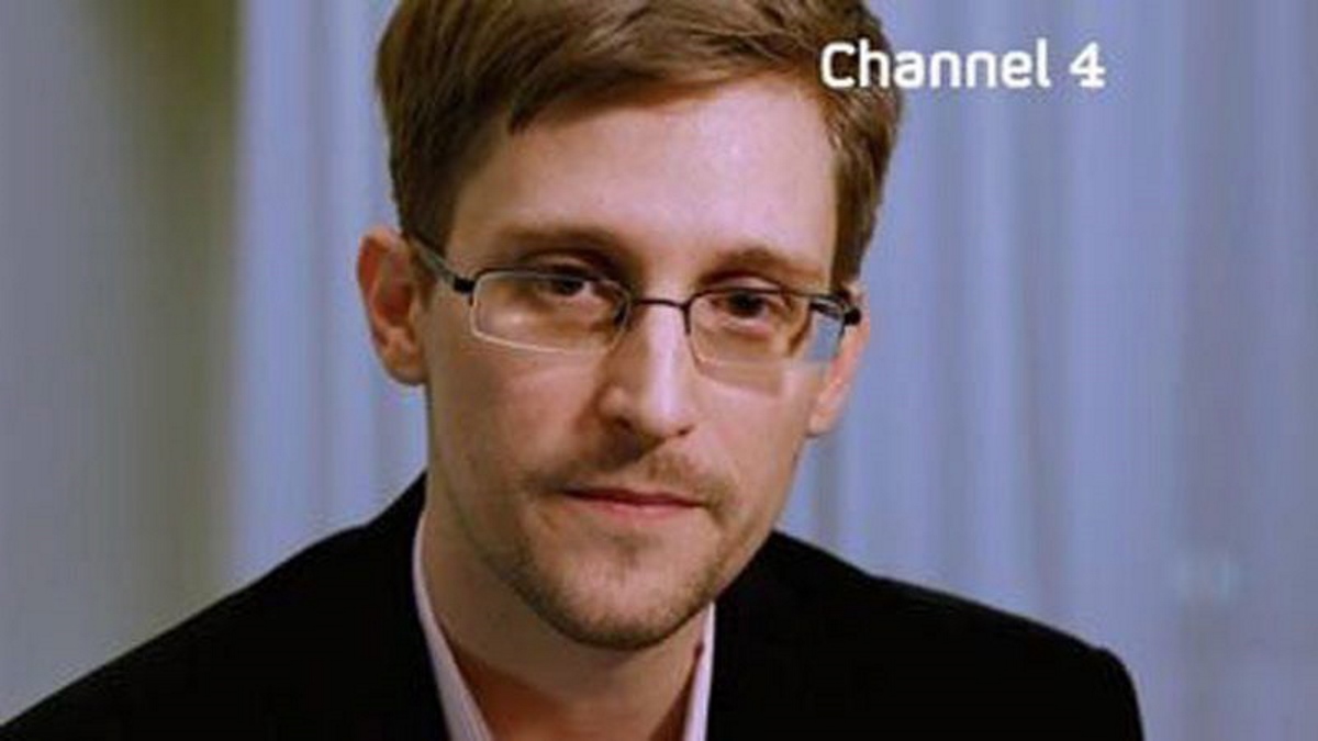 Apa lett a tömeges amerikai megfigyeléseket leleplező Edward Snowden