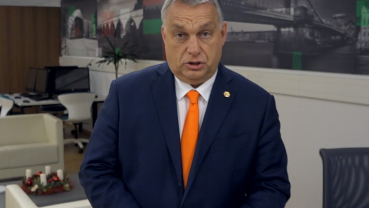 Orbán Viktor: Hatlapos ulti van a kezemben – videóval