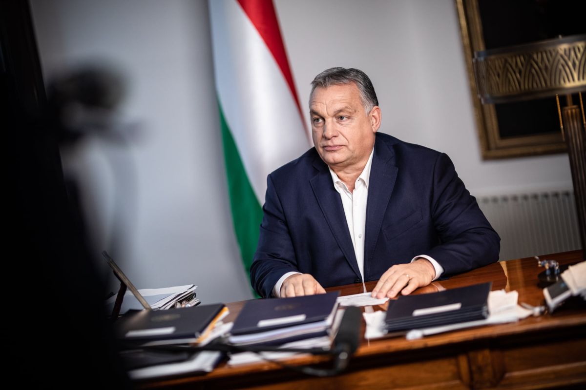 Orbán levelet írt arról Webernek, hogy megveti Marxot