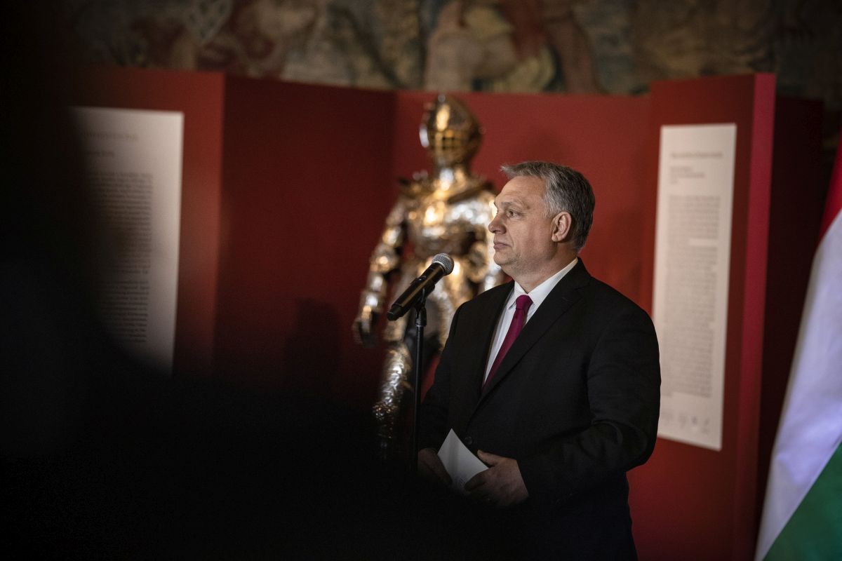 Orbán Viktor bejelentette: visszajuttattunk egy királyi páncélt Lengyelországnak a lengyel–magyar barátság nevében