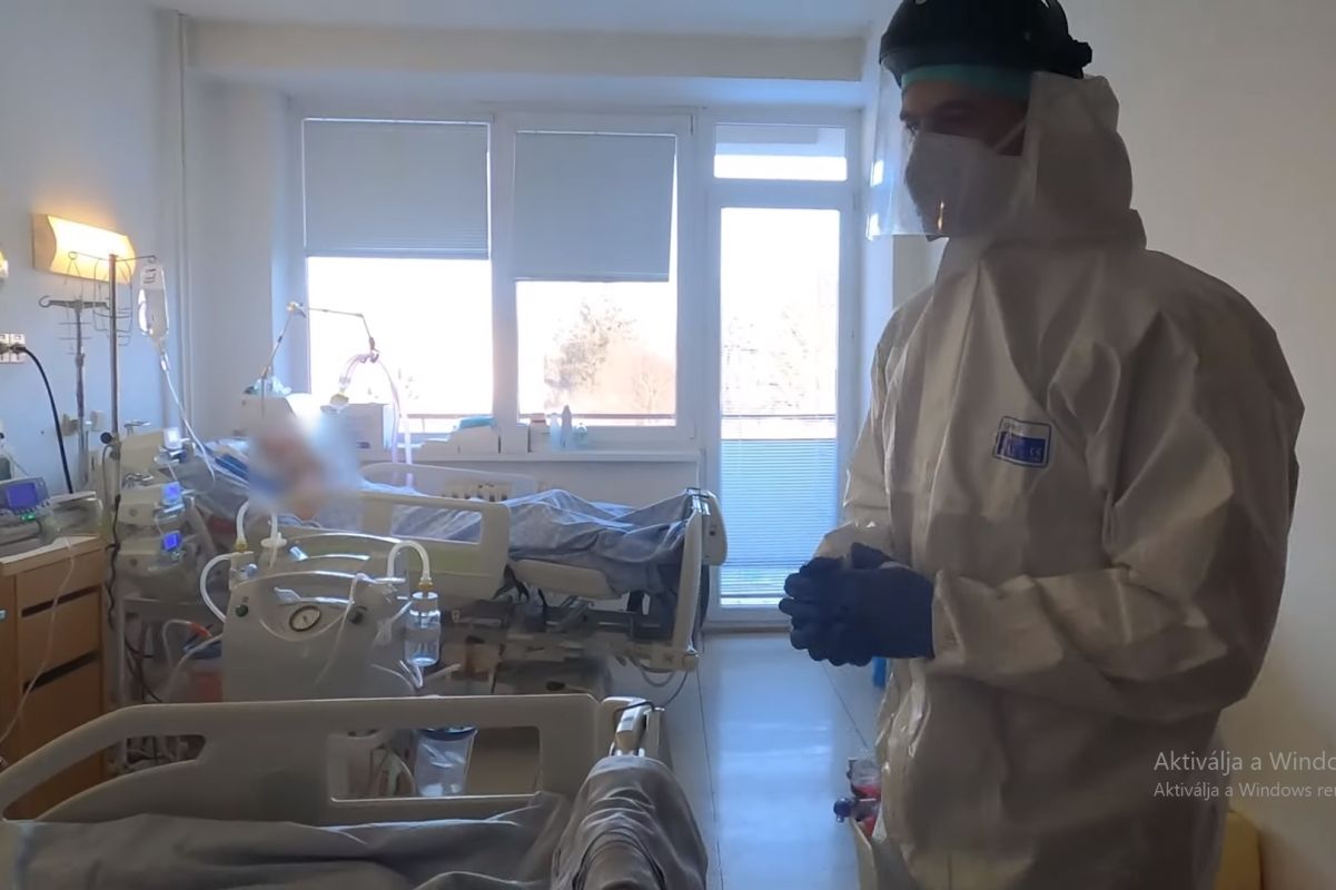 „Nem akarnék meghalni még” – dokumentumfilm mutatja be a koronavírus elleni kórházi harcot