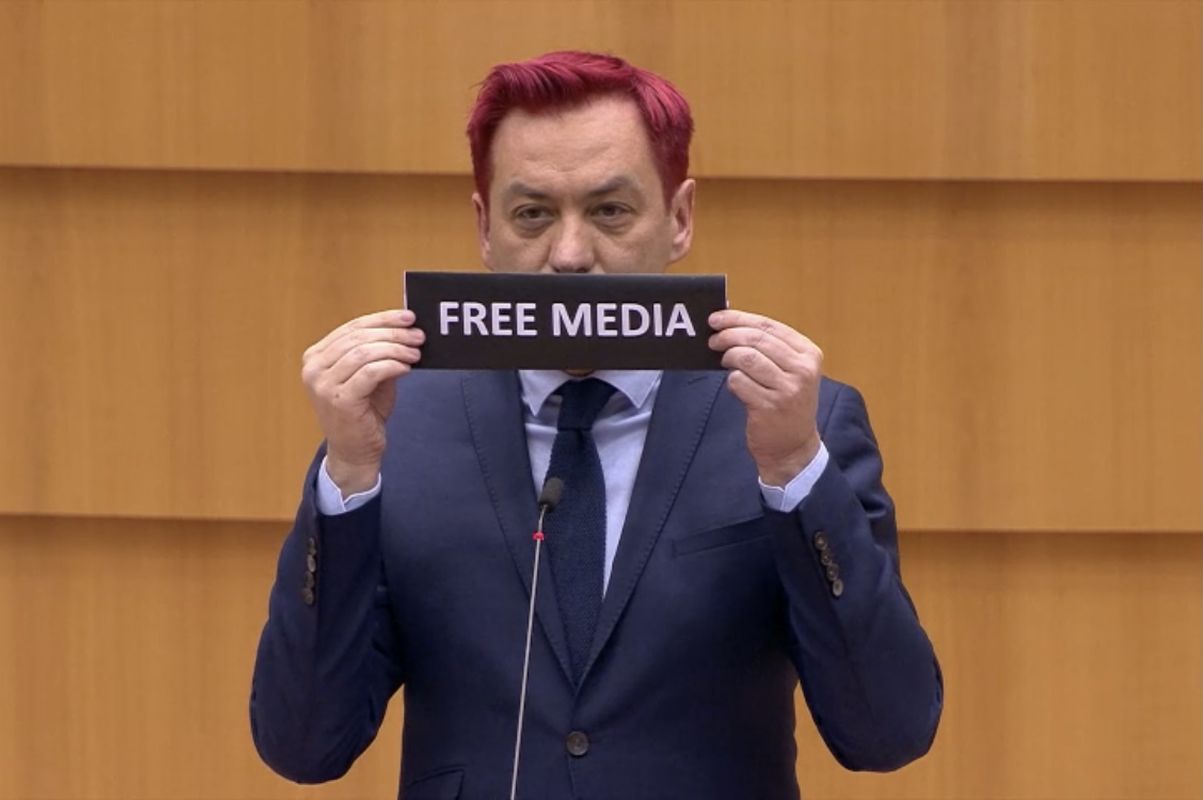 A Klubrádió ügyével is ostorozták a kormányt a sajtóviszonyokról rendezett EP-vitán