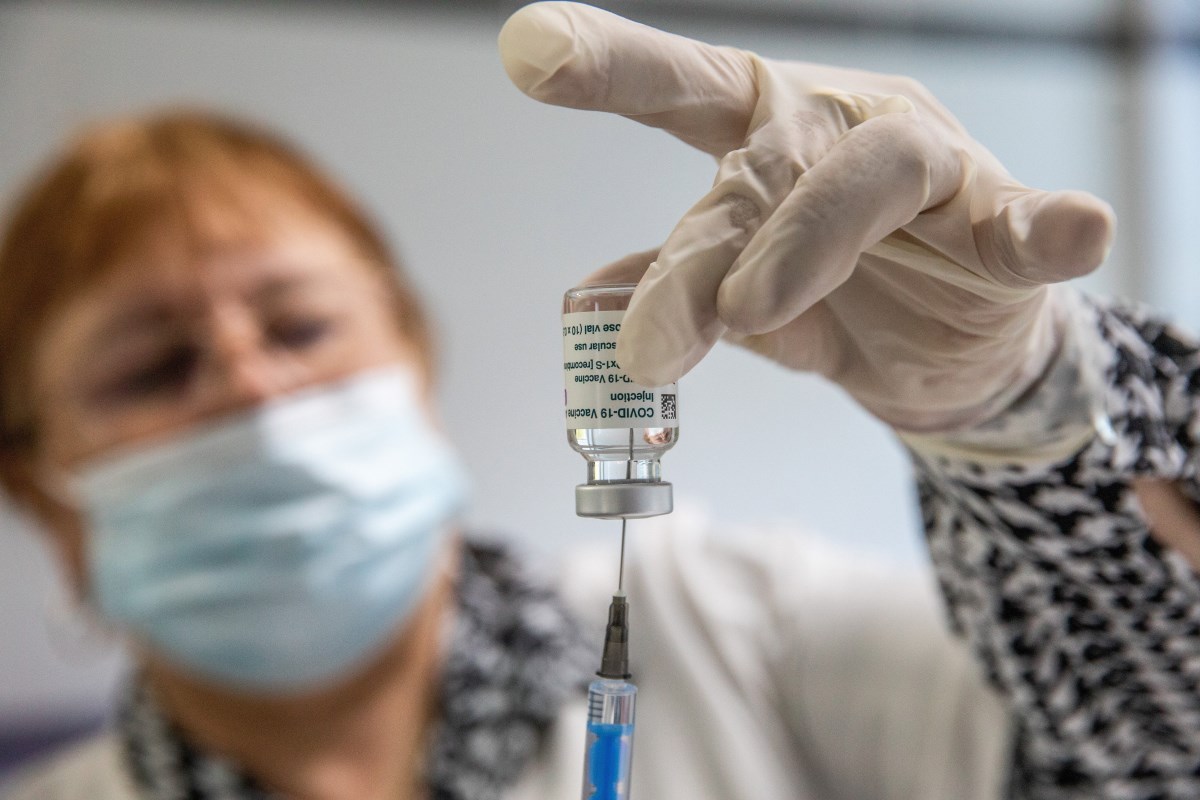 Nem lesz szükség negyedik oltásra a jelenlegi vakcinákból – állítja az immunológus