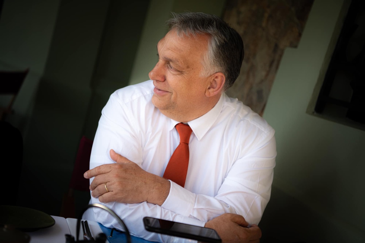 Dr. Orbán Viktor miniszterelnök úr köszöntése