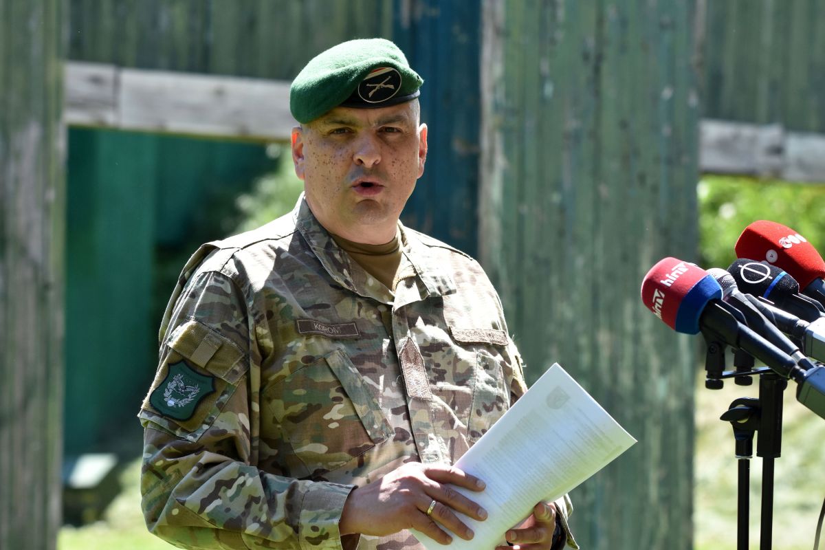 HM: A Magyar Honvédség parancsnoka kérte saját felmentését posztjáról