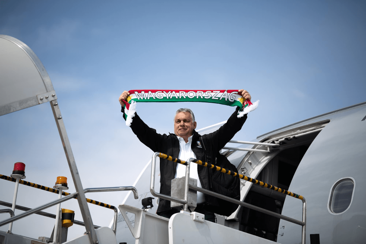 Orbán Viktor: „Hahó, fészbukosok!”