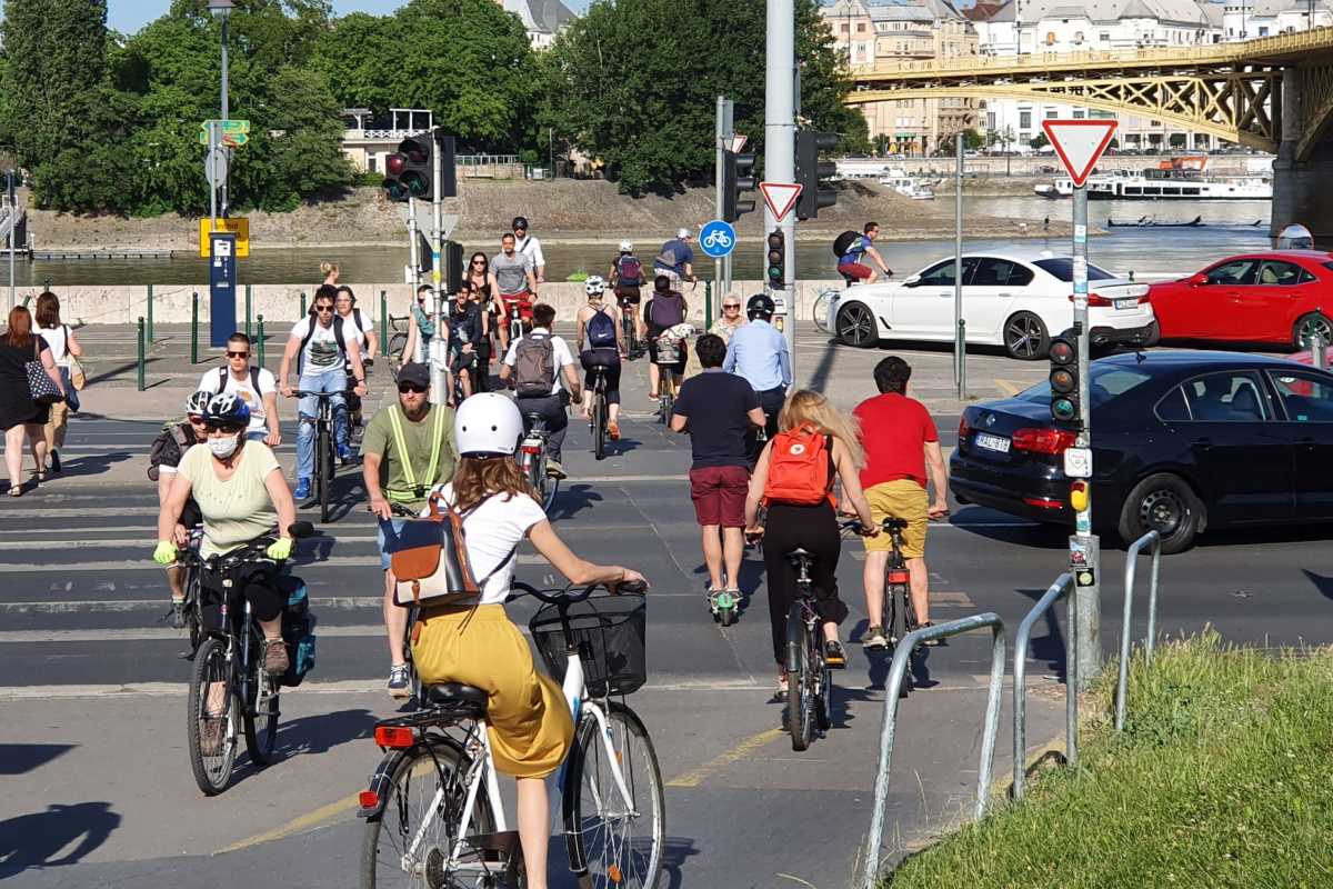 Sorra dőlnek a kerékpáros rekordok Budapesten