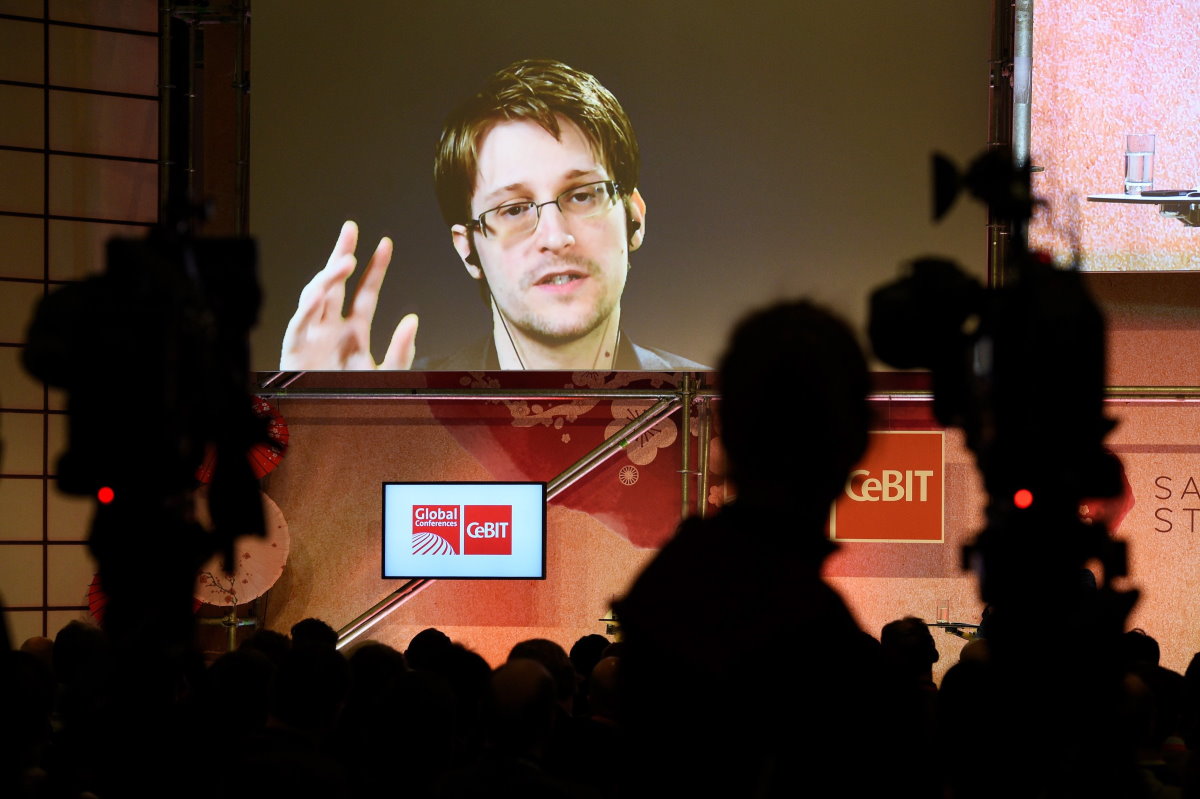 Edward Snowden: A magyar kormány válasza a legárulkodóbb a megfigyelési botrányban
